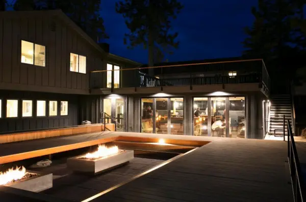 The Coachman Hotel 4