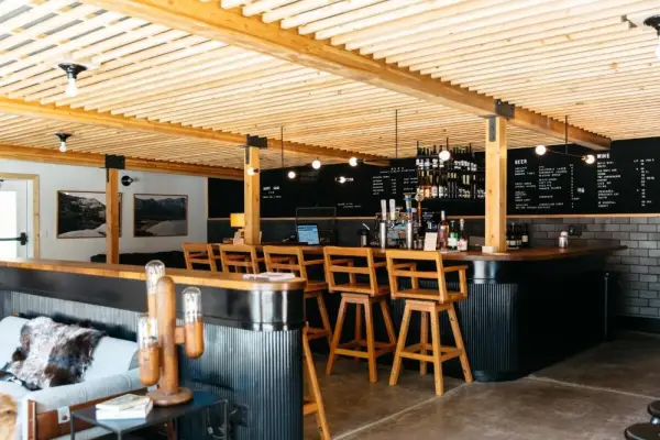 The Coachman Hotel 8